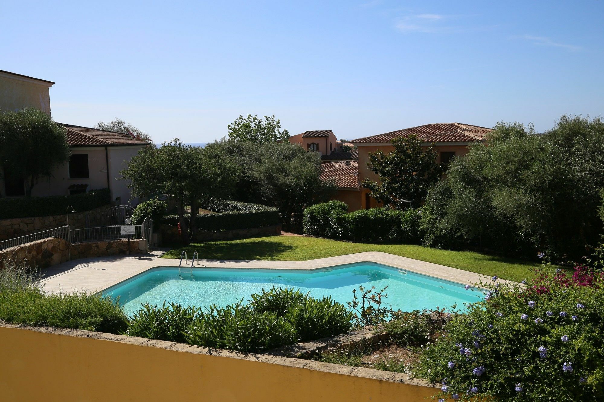 Delia Apartments San Teodoro  Exterior foto