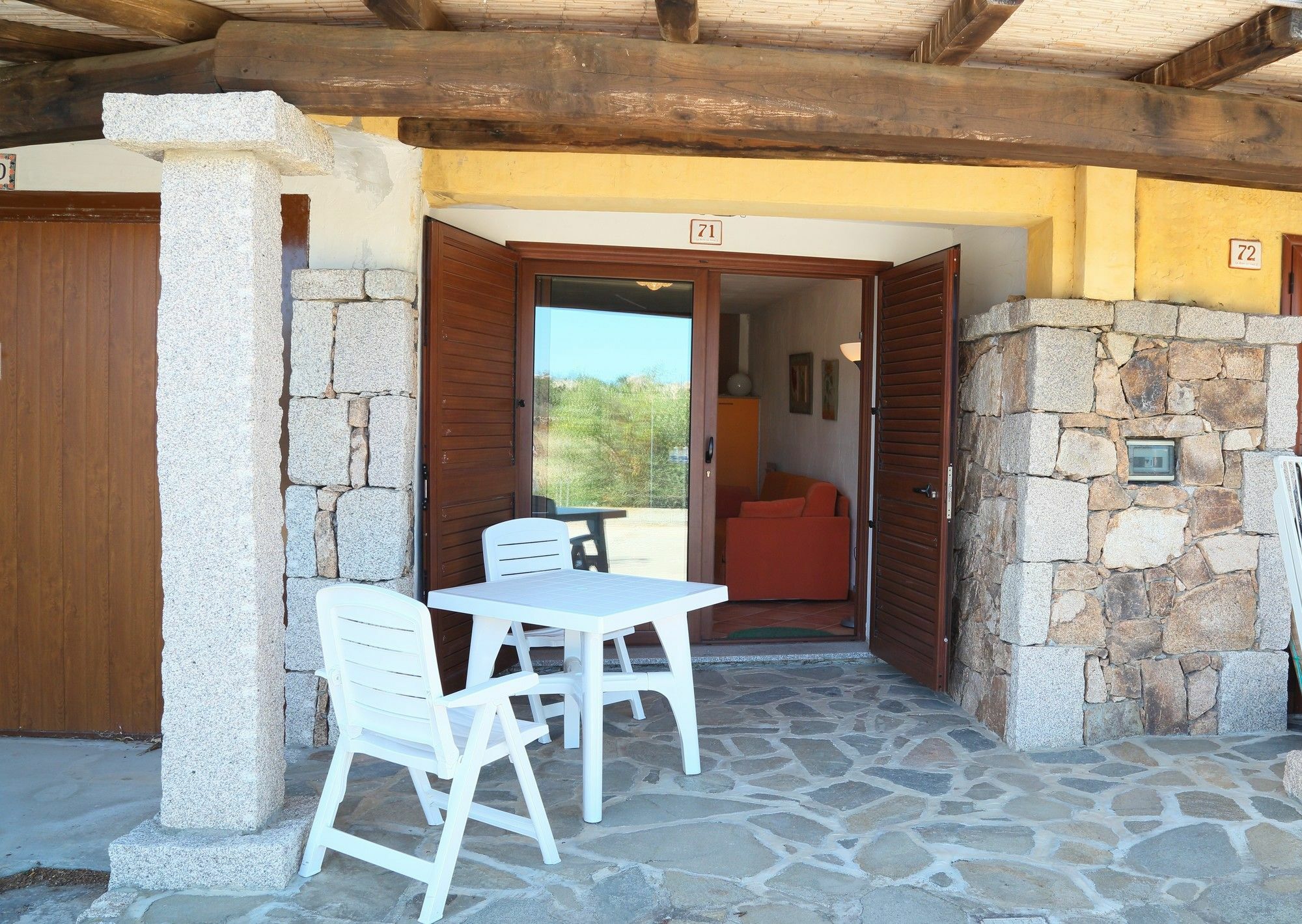 Delia Apartments San Teodoro  Exterior foto